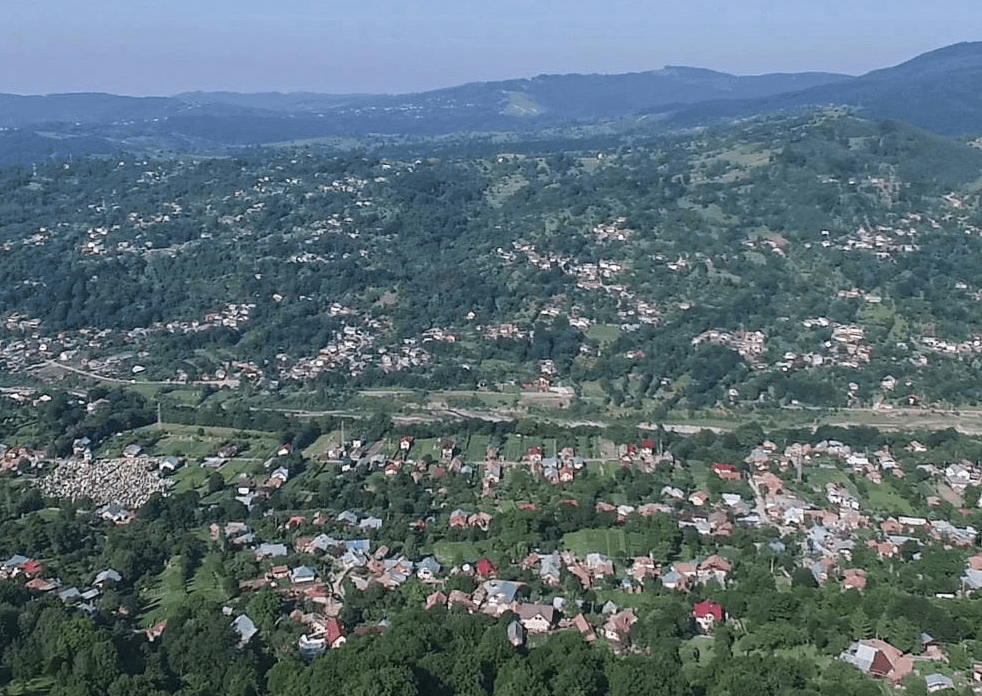 caseromania.ro comarnic