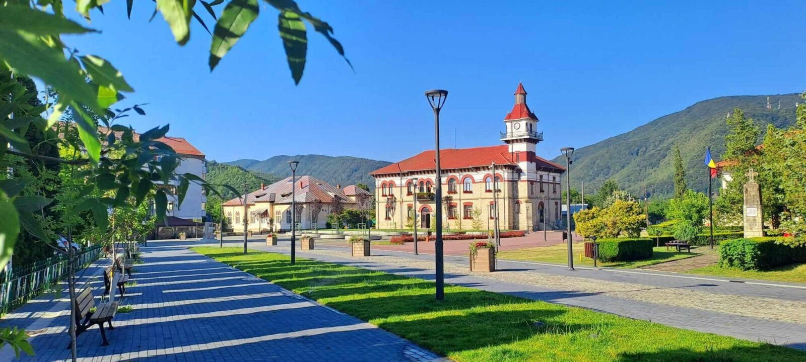 caseromania.ro targu ocna